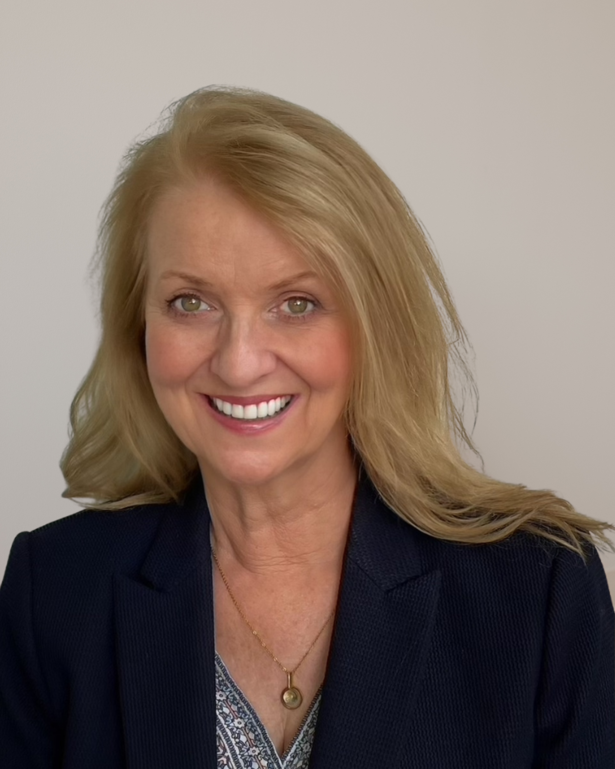 Alison Graham, RYT, CMT, CCP